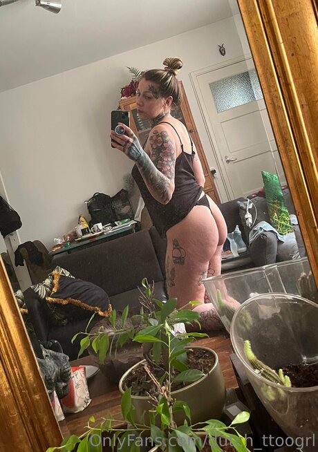 ThatDutchTattooGirl star hot pics