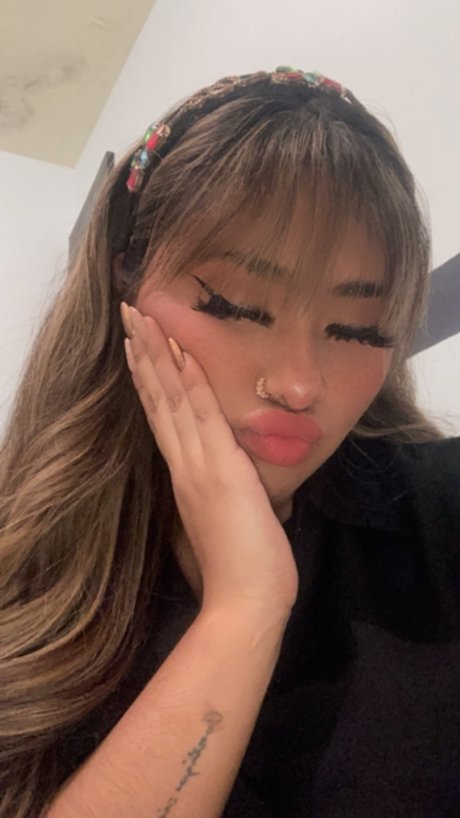 ShineSar star naked gallery