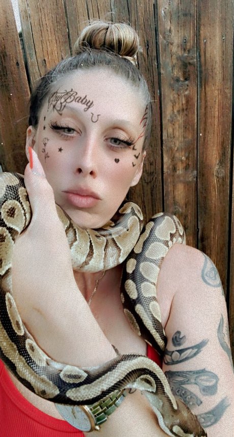 shemale fucks girl onlyfans beautiful naked pics