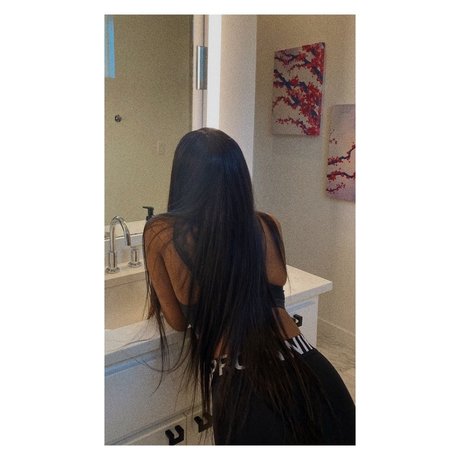 DOLLY GIRL porn star galleries