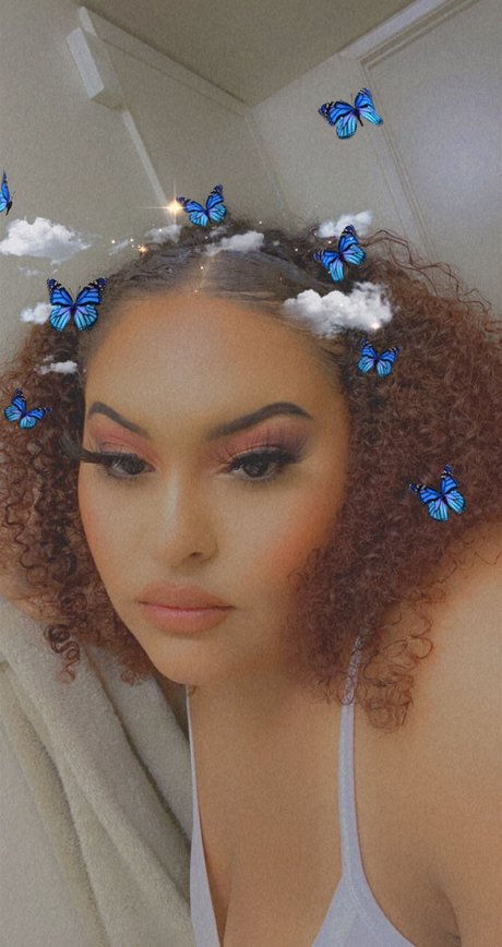 Ariaaaa star porn image