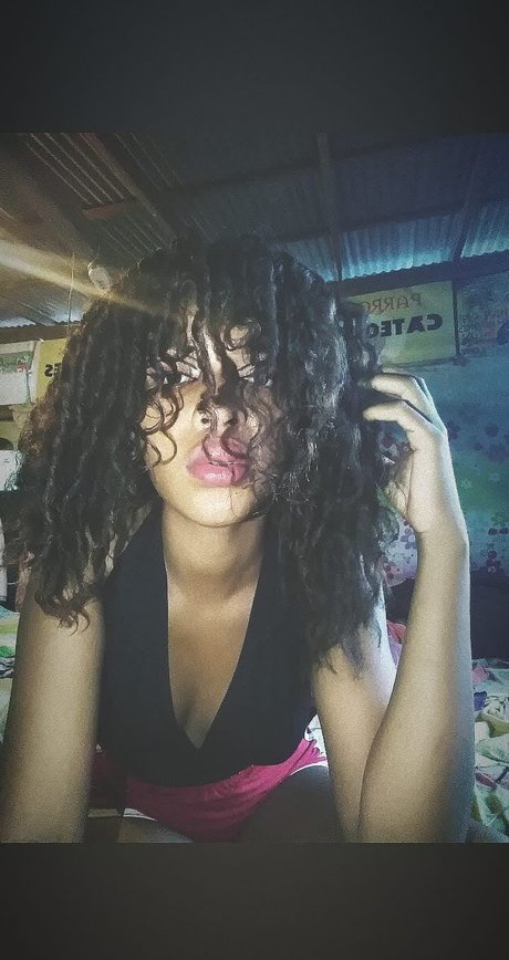 Jaeli 11 hd pornstar pics