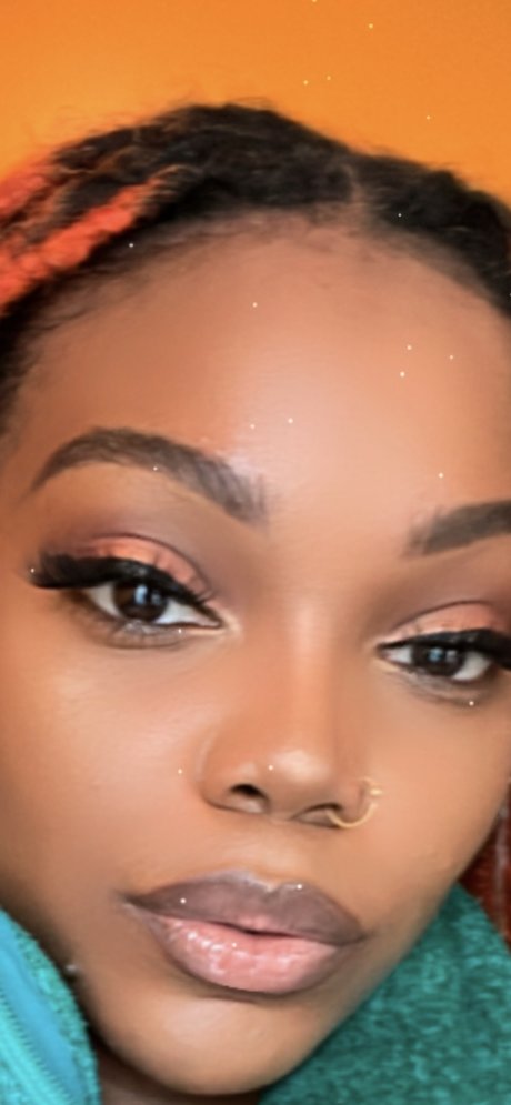 Thelocdjanet nudes model galleries