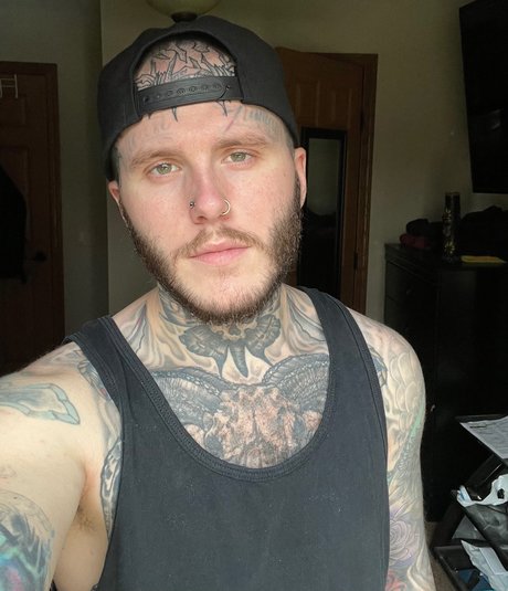 Derrek pornstar adult img