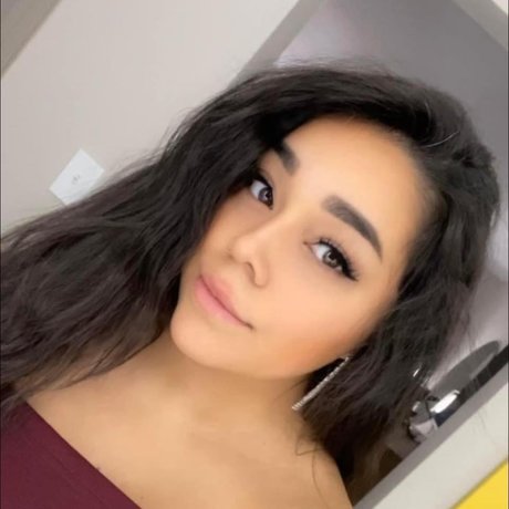 Goddess Kaiylax beautiful pornstar archive