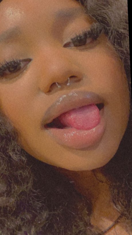 Tash_ nude pornstar pics