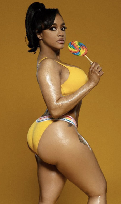 Absolutelyamber pretty model photo