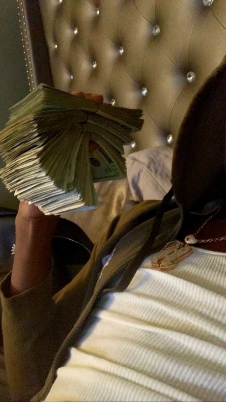 Daddy Geeski star top gallery