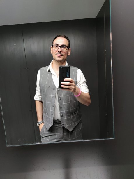 Plegue nude pornstar pics