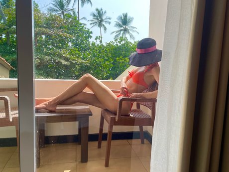 ElenaNaturalBeauty top model gallery