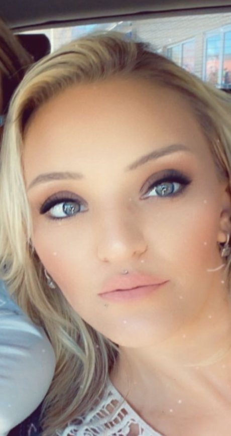 KySweetHeart pornographic actress pics