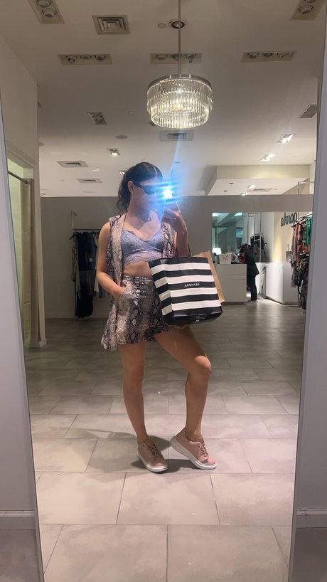 Jayla Sweet xxx model images