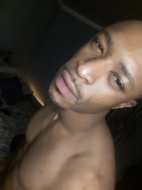 TotalOutPlayer1 star nudes pics