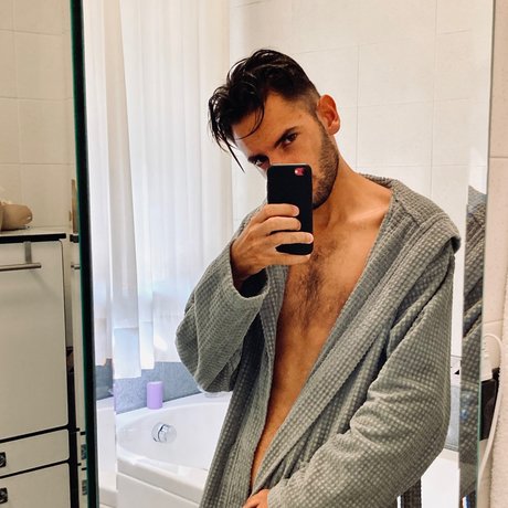 lorenzo star pretty image