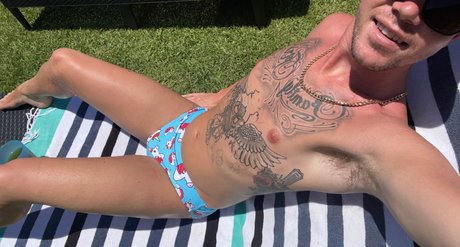 Dannyboi112 pretty model pics