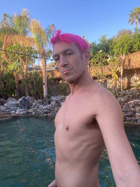 Jorge L Gonzalez Jr_ beautiful pornstar pic