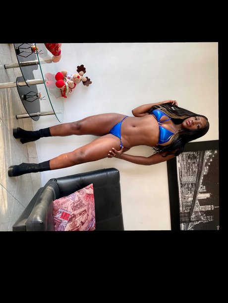 Tinikmacho_ hd star img