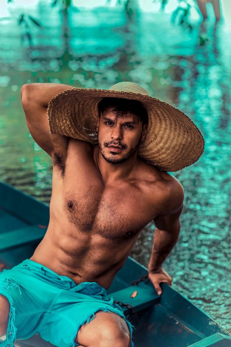 Neto Silva model erotic img