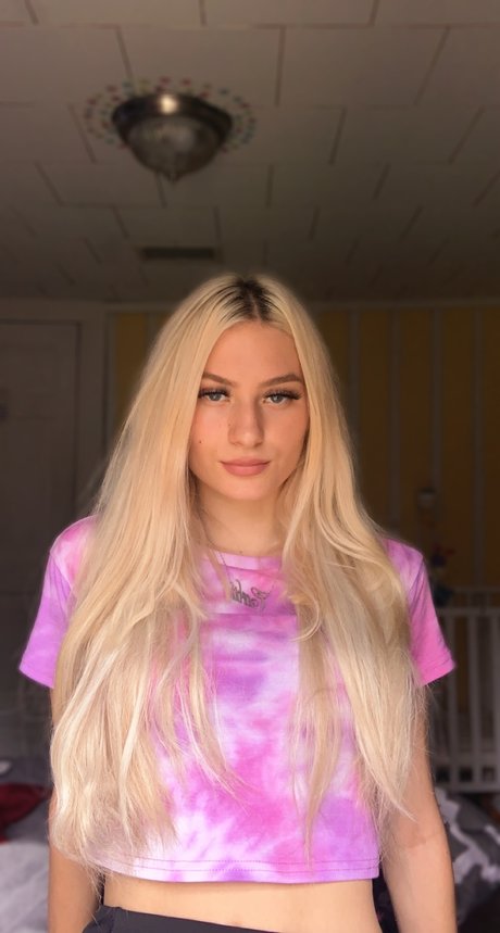 Lashae Falcon star perfect image