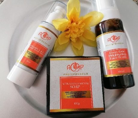 Andiepreneur Cosmetics art actress pic