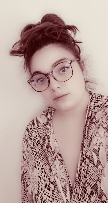 Seepine420 pornstar nude archive