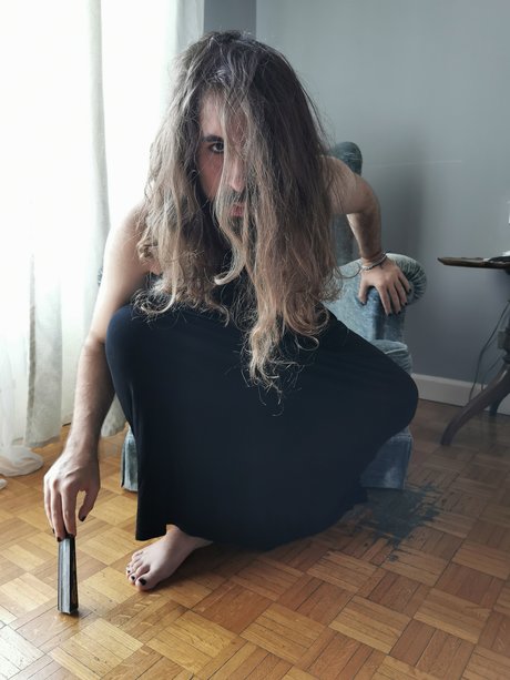 Dire Need star high quality picture