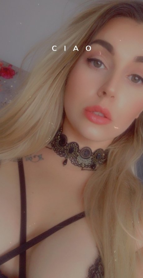 LuckyLou992 model best image