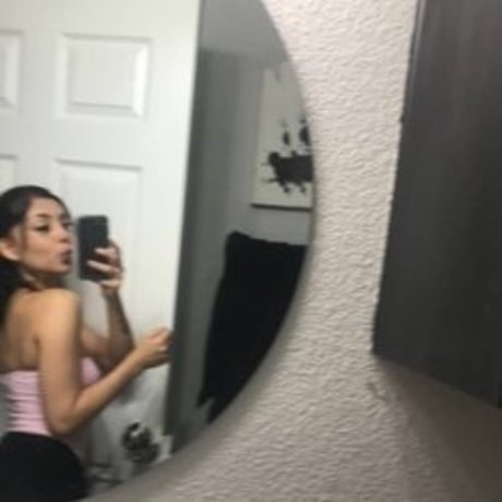 dennae adult actress image