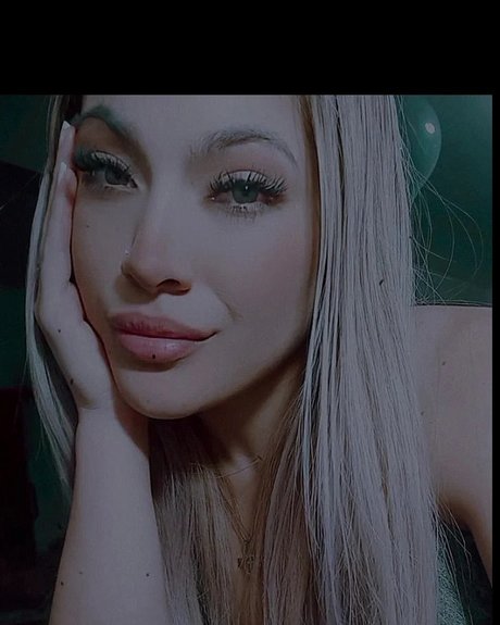 black milf onlyfans free porn image