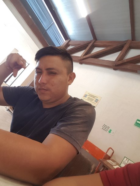 Edwin amir cabrera poot pornstar nudes picture