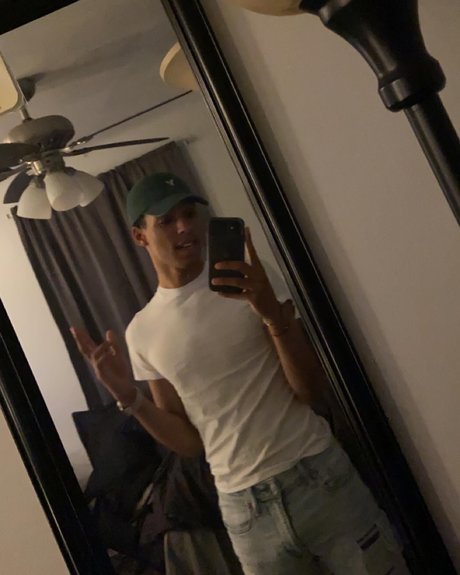 naked onlyfans perfect image