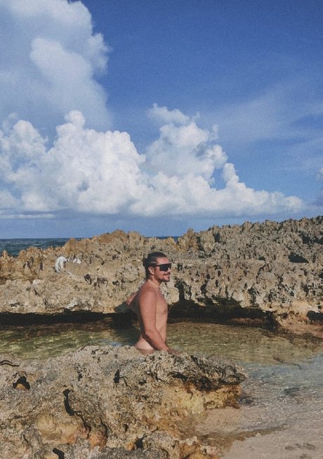 ErosMx nudes model gallery