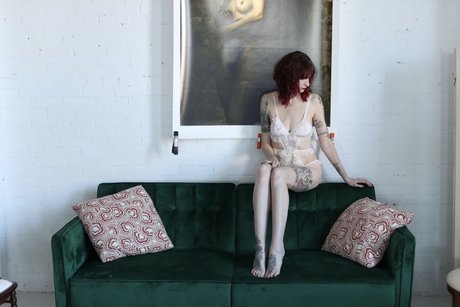 Lydia Leggs perfect actress archive