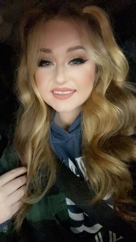 BigRed_ star sexy galleries