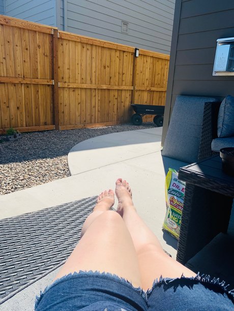 Cutietoes model perfect img