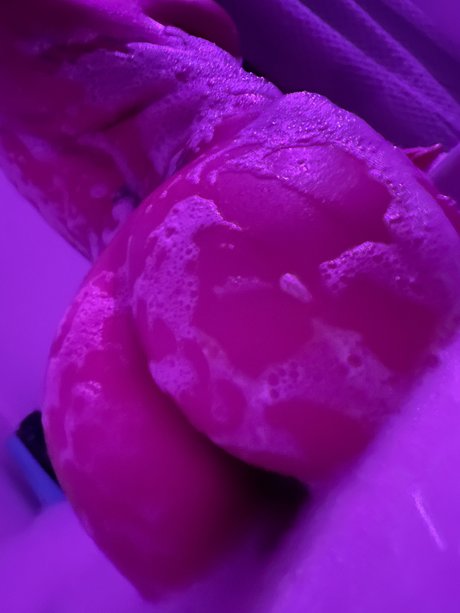 Molly Cool hd actress photo