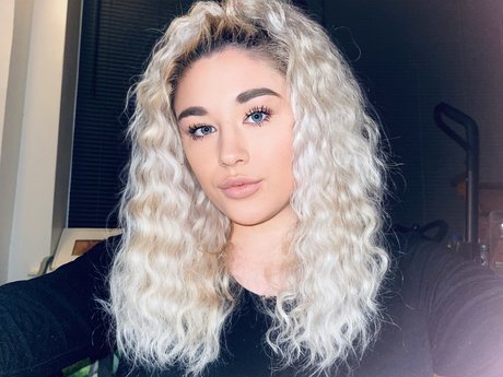 MissVIP nude star picture