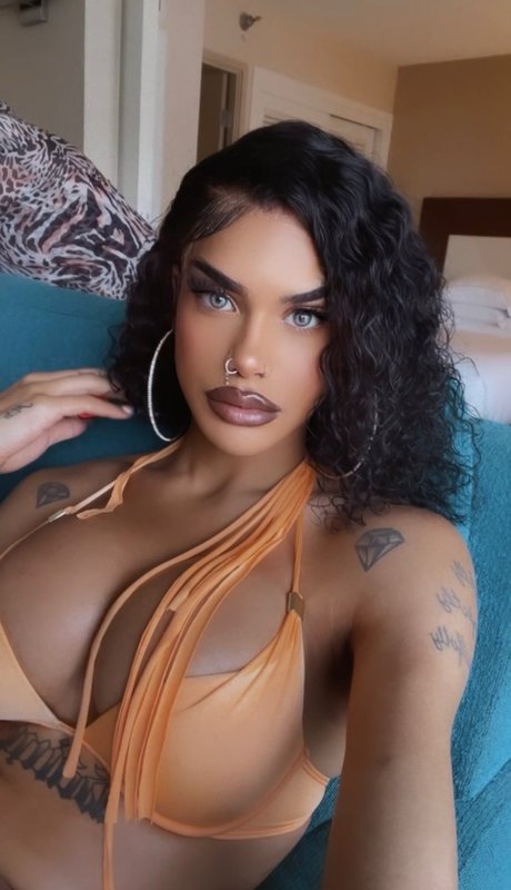 The XXXperience_ pretty model img