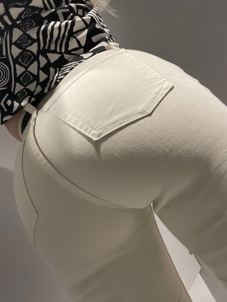 army milf onlyfans adult pictures