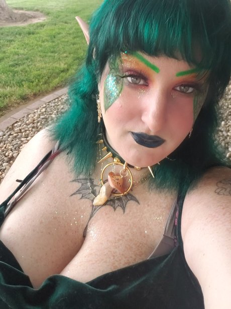 SuccuB1tch star porn img