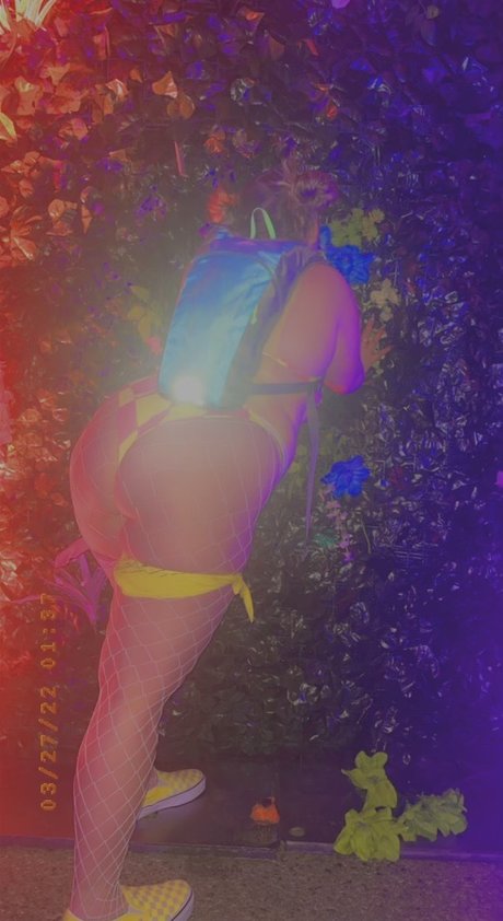 TiNY Goddess_ sexy pornstar images