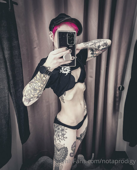 midget girls onlyfans pornographic pics