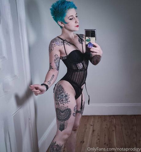 real twin onlyfans pornos images