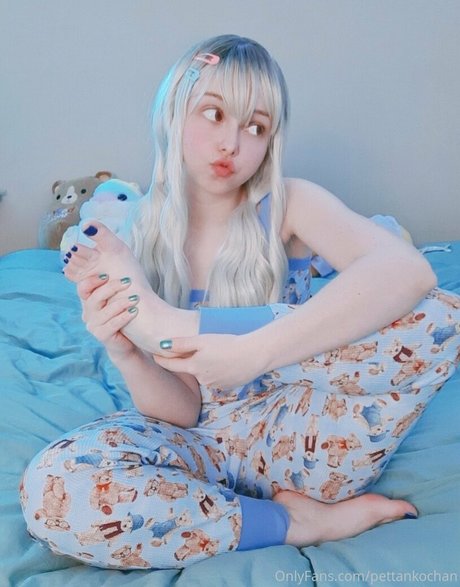 BugNymph model exclusive photo