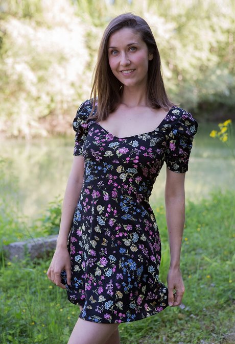 Nephael star sexy image