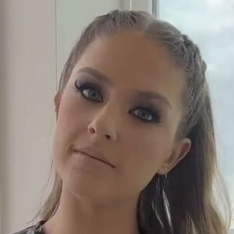 pregnant nude onlyfans nude photo