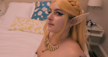 Amy Fantasy perfect model pic