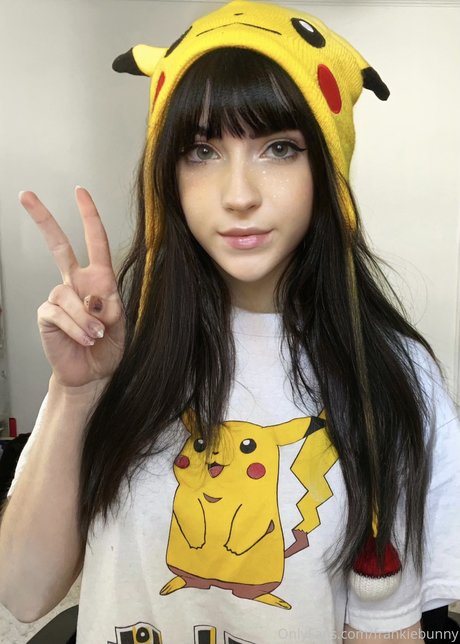 Frankie Bunnie model free img