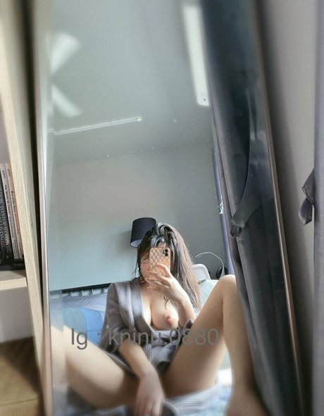 nuninal 22 adult model photo