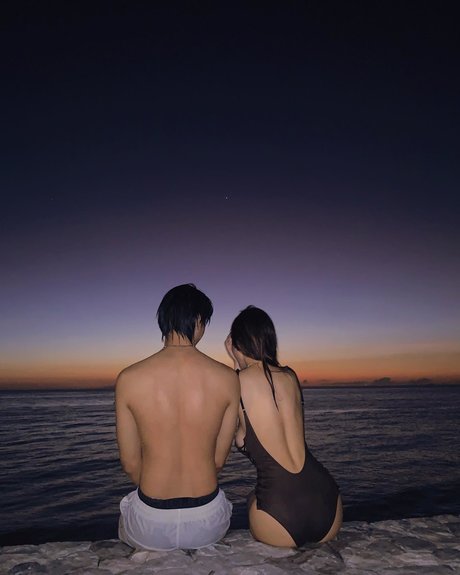 twin onlyfans nudes image